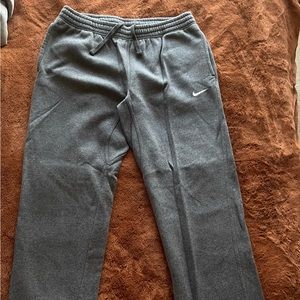 ❌SOLD❌Nike Dark Grey XL sweatpants